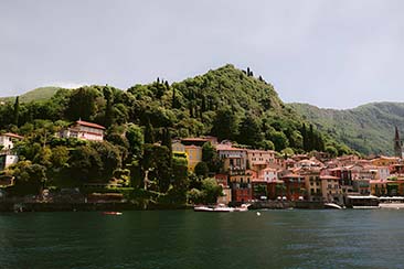 A Romance on the Water, the Lake Como Dream A Romance on the Water, the Lake Como Dream