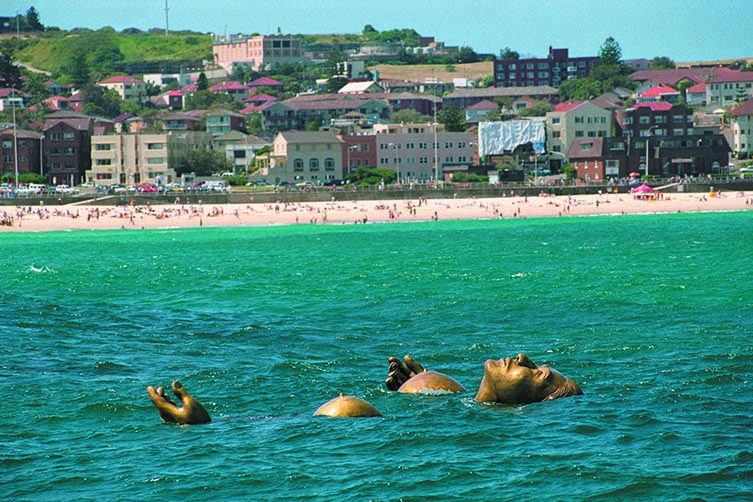 Nigel Washington, Bobbing Bod, Sculpture by the Sea Bondi 2006. Photo, Jack Bett