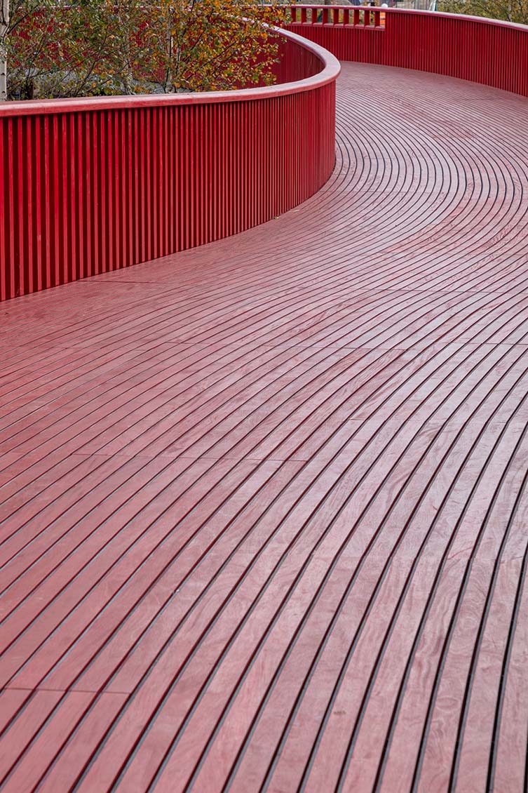 Asif Khan Public Boardwalk, Canada Dock