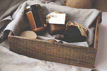 Gift Ideas 101: Food Hampers On The Go