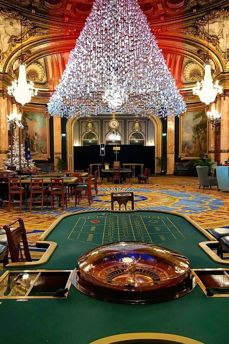 monte carlo casino game party rentals