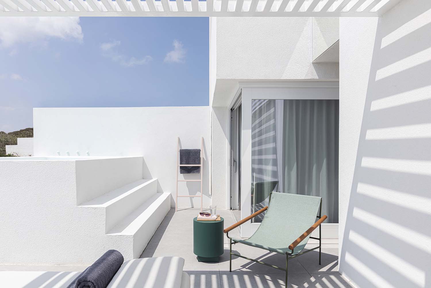 Neo Suites Santorini Luxury Design Hotel Fira