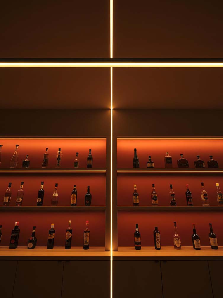 Downtown Cocktail Bar by Atelier Sun