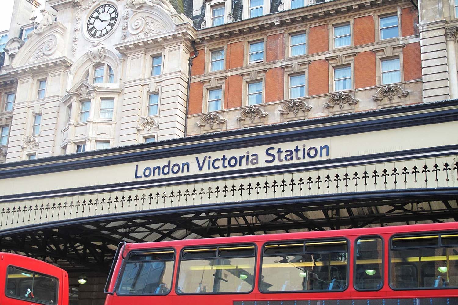 tourist attractions near victoria coach station london